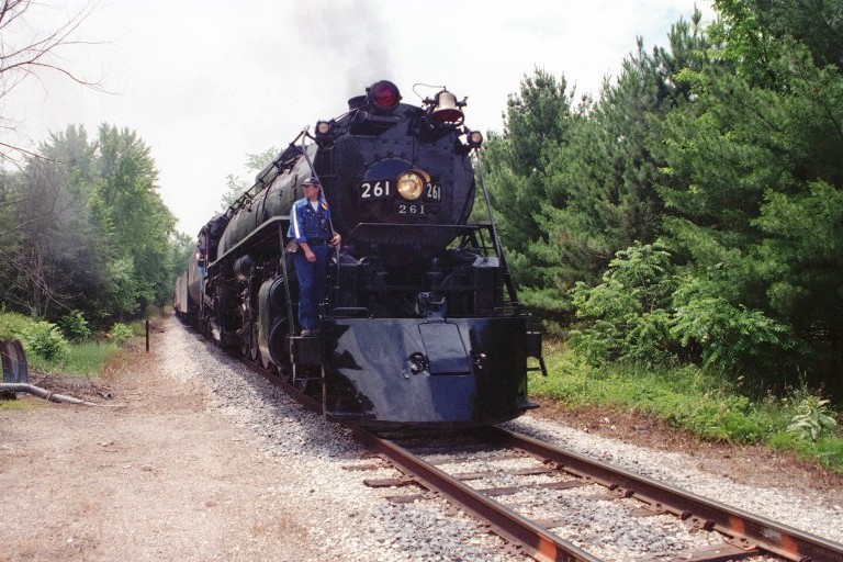 Milwaukee Road 261 at New Lisbon, WI