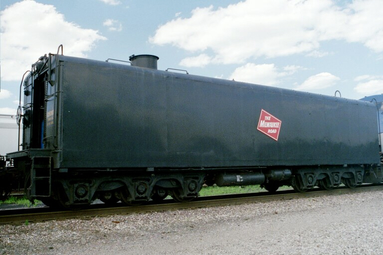 Milwaukee Road 261 Water Tender