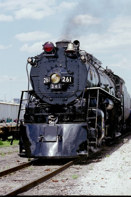 Milwaukee Road 261 at Chicago, IL