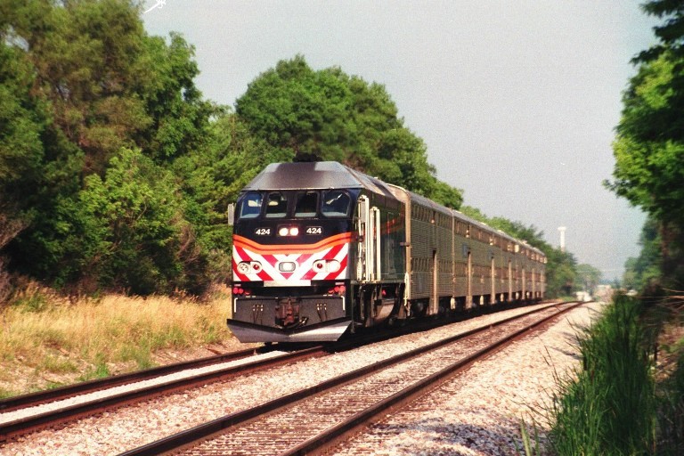 Metra 424 at Roselle, IL