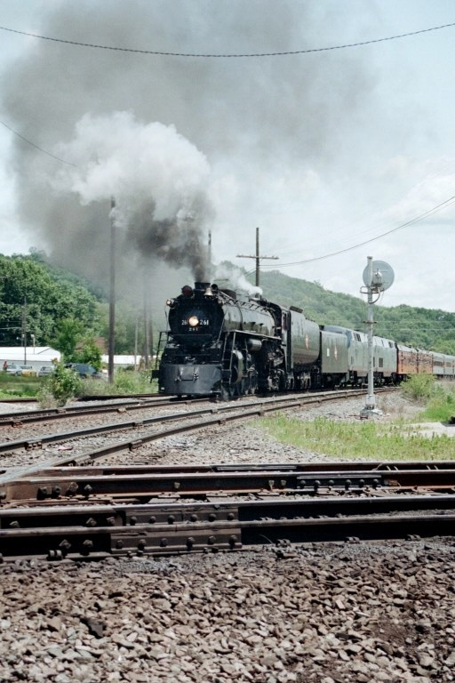 Milwaukee Road 261 at Savanna, IL