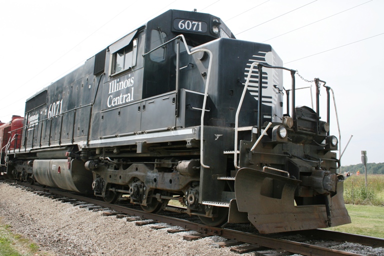 llinois Central 6071