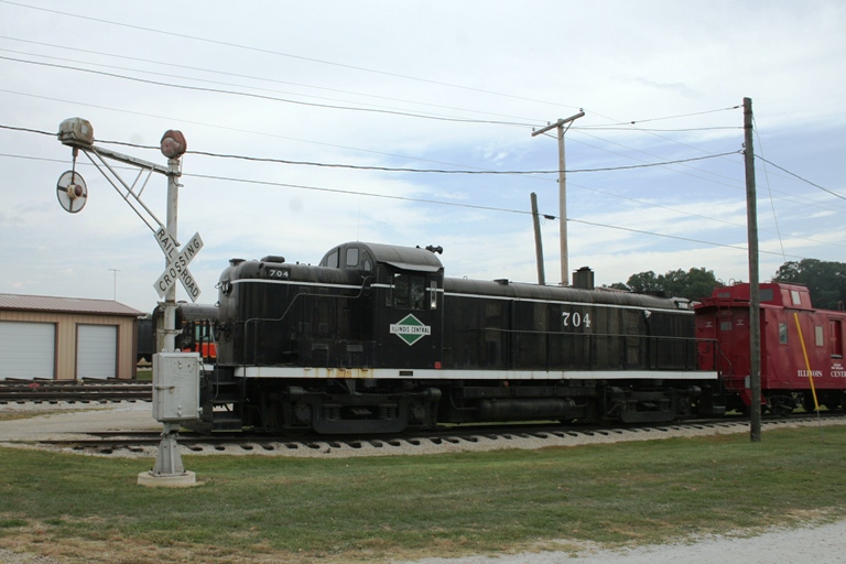 llinois Central 704