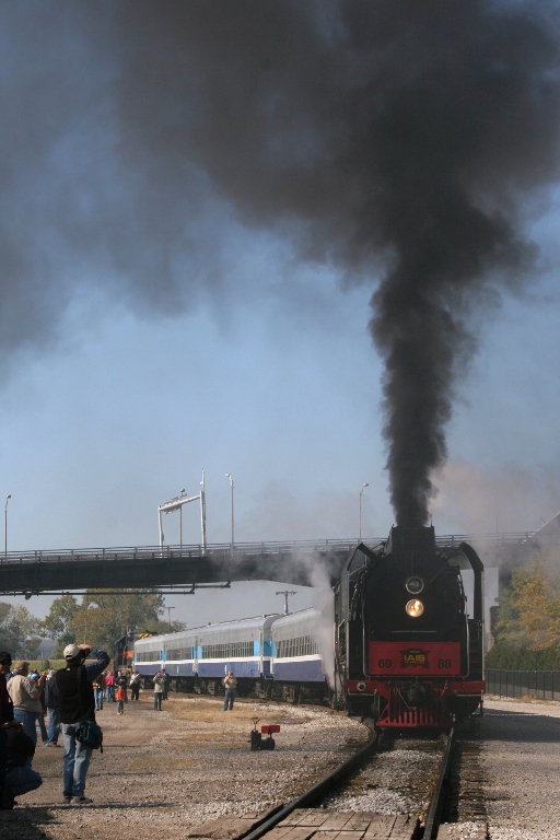 QJ 6988 at Rock Island, IL