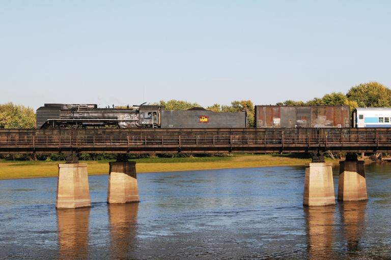 QJ 7081 crossing the Mississippi at Rock Island, IL