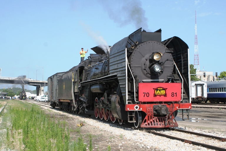 QJ 7081 at Rock Island, IL